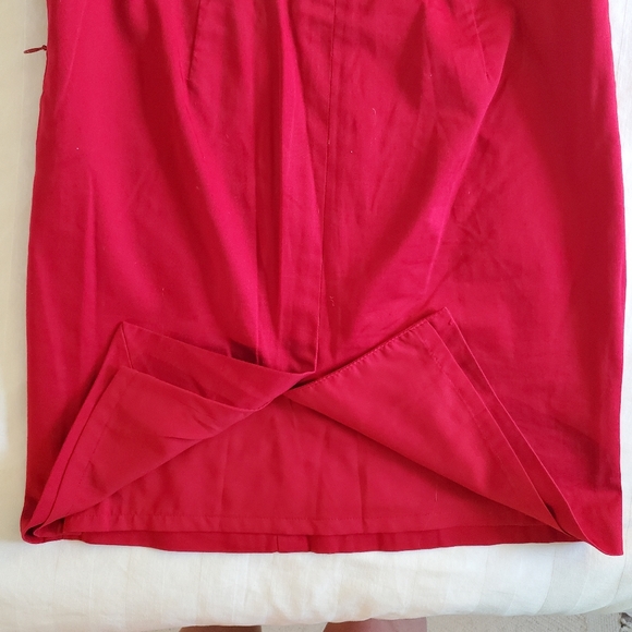 The Limited Red Skirt - Size 2 - Picture 6 of 8